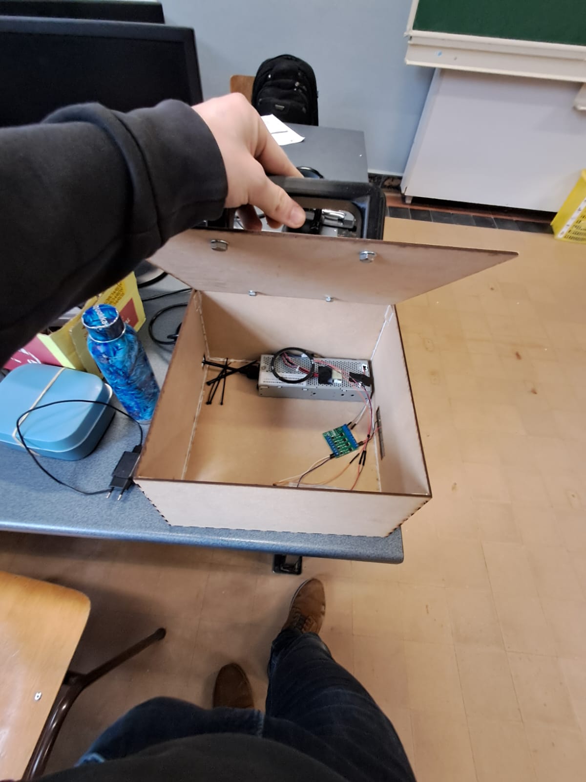 Houten doos afgewerkt